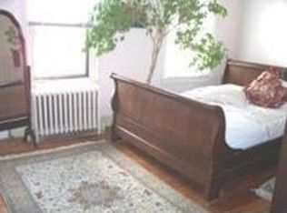 138 S 2nd St, Philadelphia, PA 19106