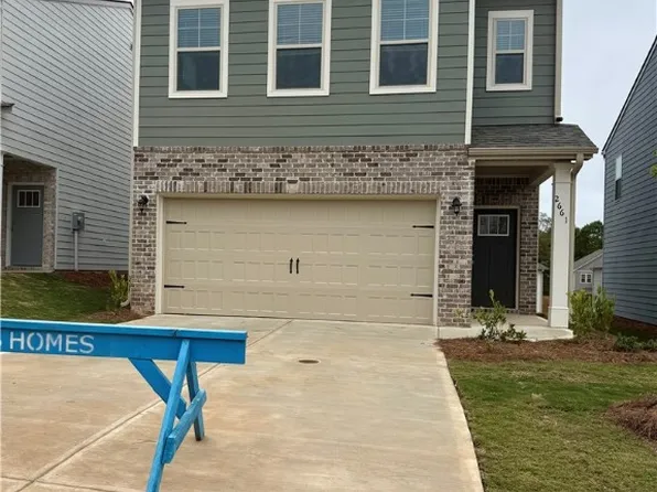 2661 Stokes Dr, Opelika, AL 36804