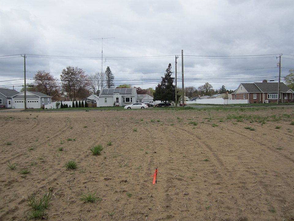 2nd image of LOT Mill St #B