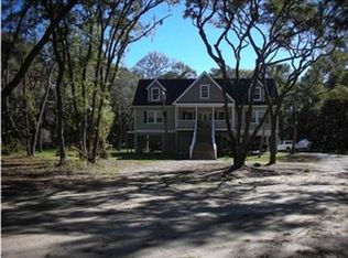 8185 Murphy Creek Ct, Edisto Island, SC 29438