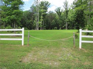 LOT 18 Curtis Ln LOT 18, Pilot Mountain, NC 27041