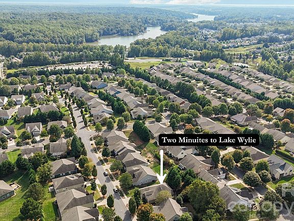 2nd image of 8708 Artesa Mill Ln