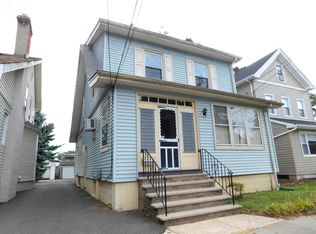 17 Clinton St, Bloomfield, NJ 07003
