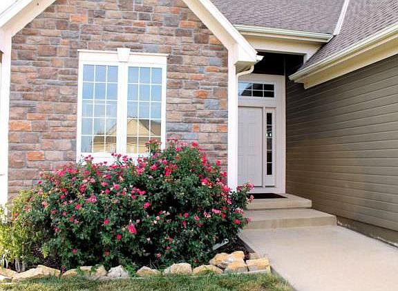 4th image of 1202 Cottonwood Ct