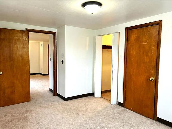 5th image of 2518 Sunset Blvd APT 01