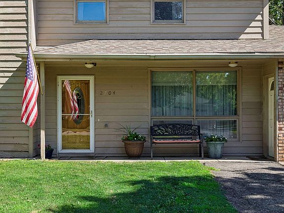 4th image of 2704 Shawnee Ln