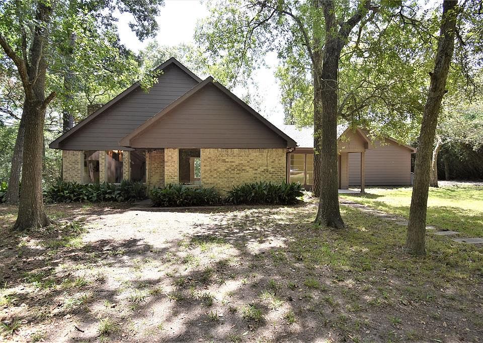 1st image of 12248 Pine Oak Cir