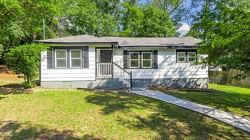 3930 Fairview Dr Photo 1