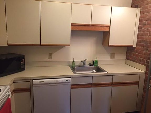 5th image of 33 Brainerd Rd APT 209