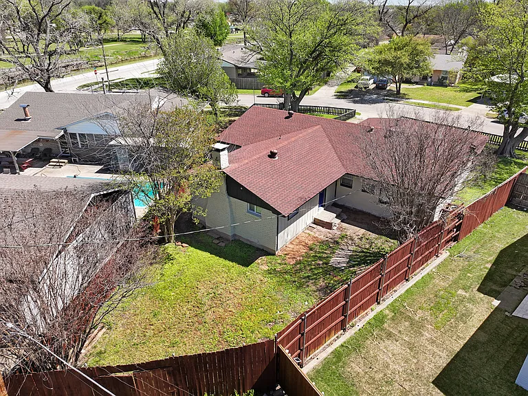 2707 Judy Dr — Photo 23
