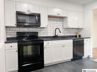 5512 N 34th St, Omaha, NE 68111