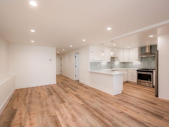 3rd image of 1771 17th St #B