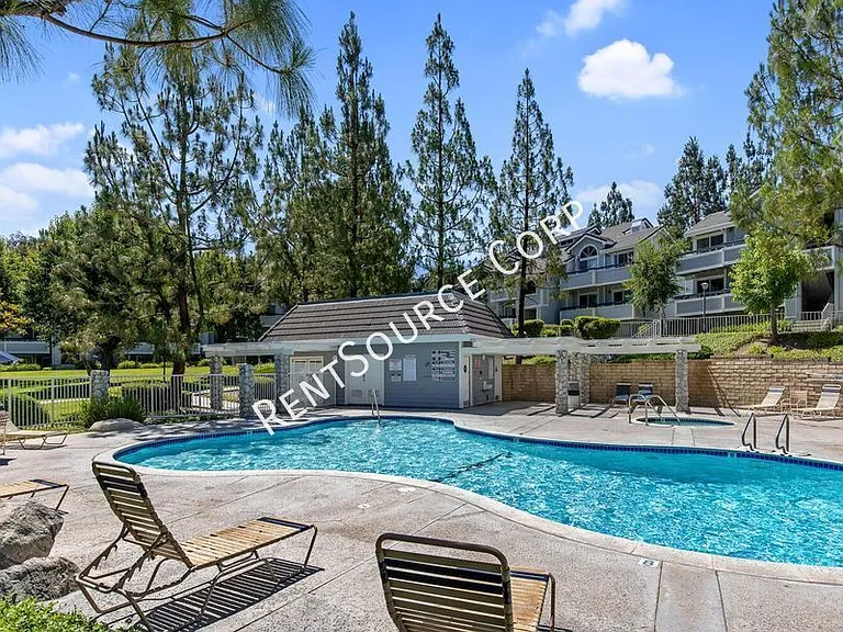 26901 Rainbow Glen Dr #643 — Photo 24