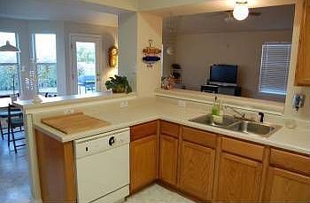 3rd image of 820 San Vicente Dr