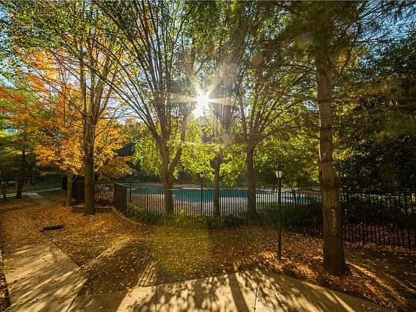 1st image of 1530 Lincoln Way APT 201