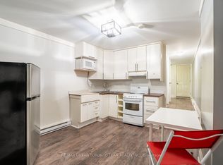 115A Coxwell Ave, Toronto, ON M4L3B3