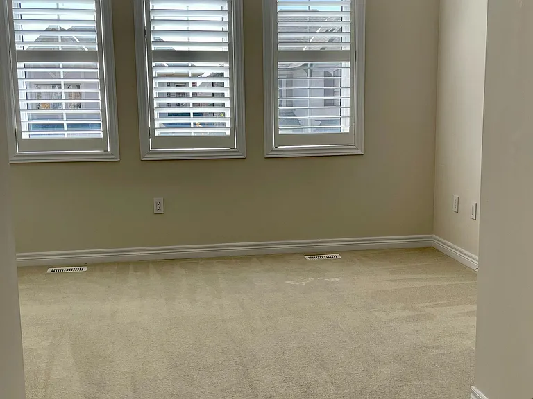343 N Park Blvd — Photo 19