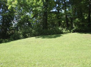 101 Knobb Hill Rd, Johnson City, TN 37601