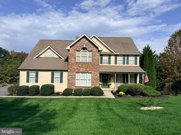 7 Penn State Dr, Newark, DE 19713