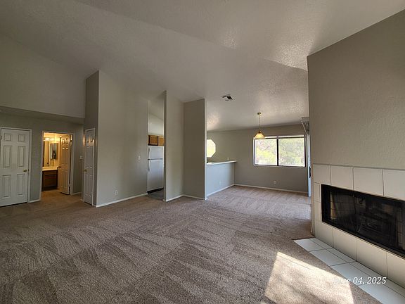 3rd image of 5060 S Rainbow Blvd Unit 204