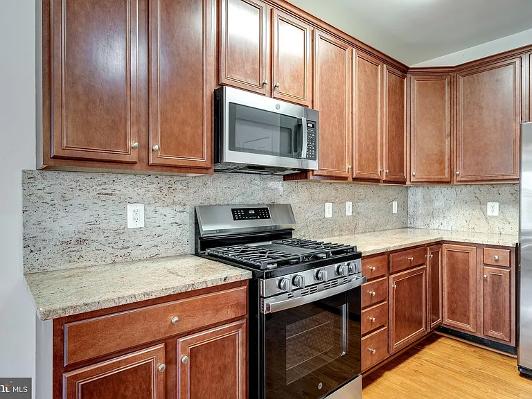 25332 Whippoorwill Ter — Photo 13