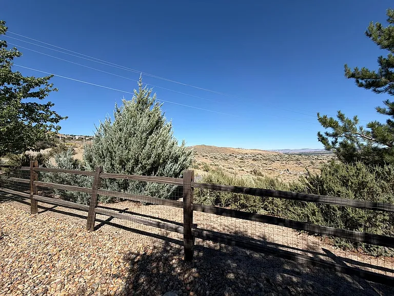 1226 Firefly Ct — Photo 32