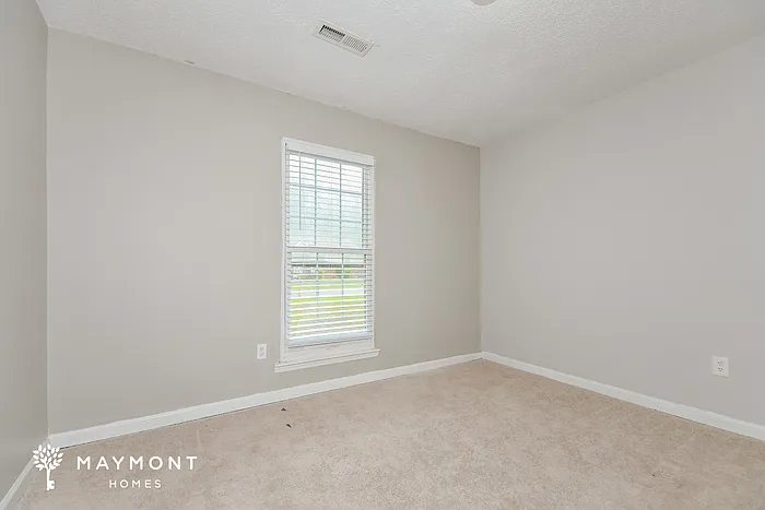 98 Peppertree Ln — Photo 12