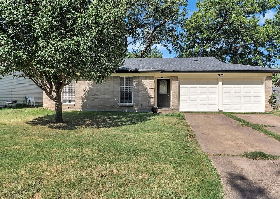 1st image of 2725 Birch Park Dr