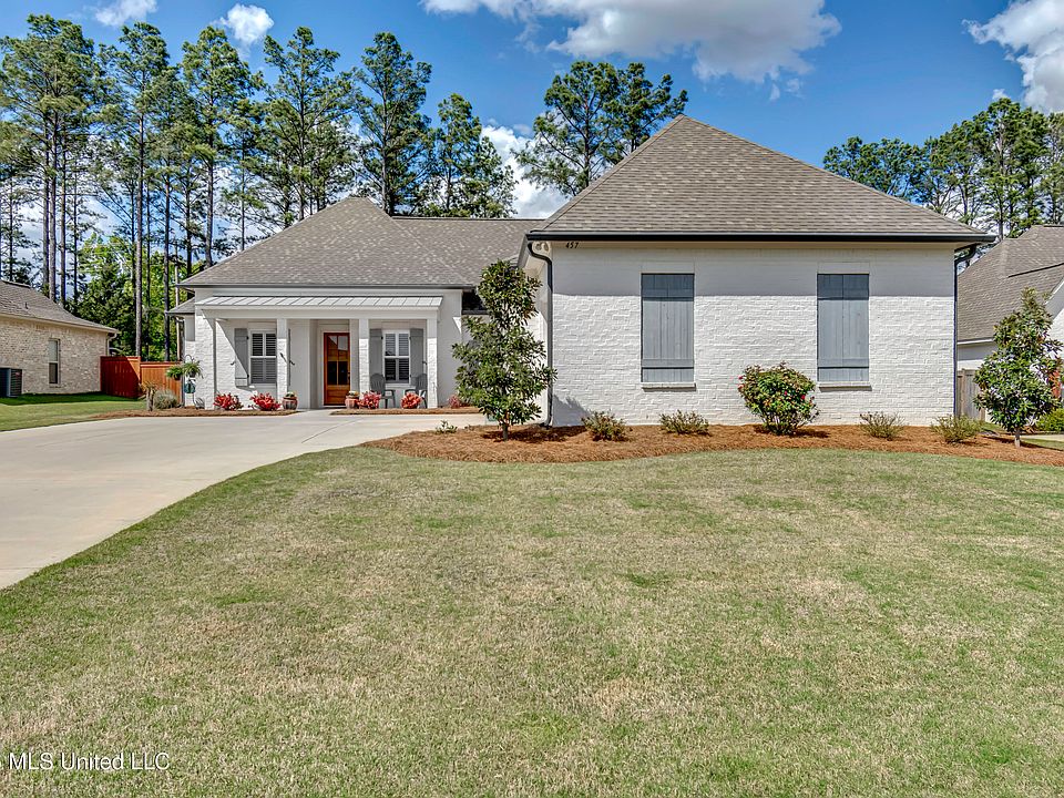 1st image of 457 Crossvine Pl
