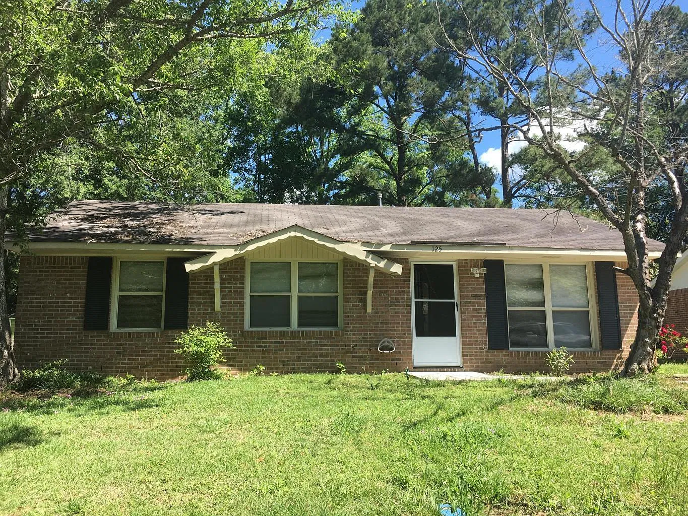 Brick home in desirable Dorchester District 2 schools! — Photo 4