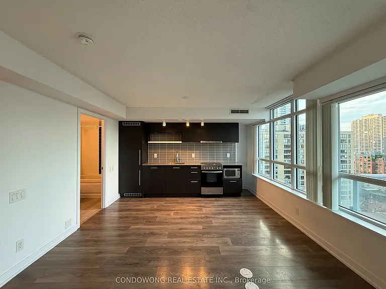 365 Church St #1408 — Photo 1