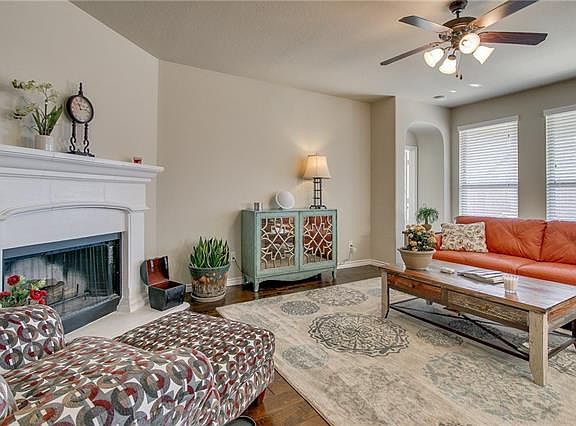 5th image of 3010 Lakefield Dr
