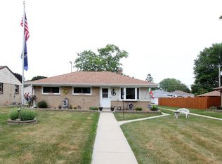 6700 W Howard Ave, Milwaukee, WI 53220