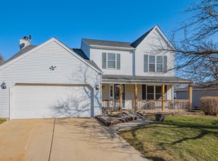 1172 Sunbury Rd, South Elgin, IL 60177