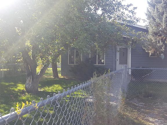 3rd image of 1037 Market St
