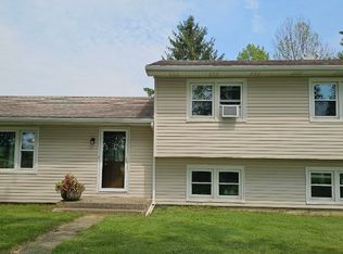 9923 Euphemia Castine Rd, Lewisburg, OH 45338