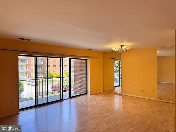 2nd image of 7203 Rockland Hills Dr Unit 210