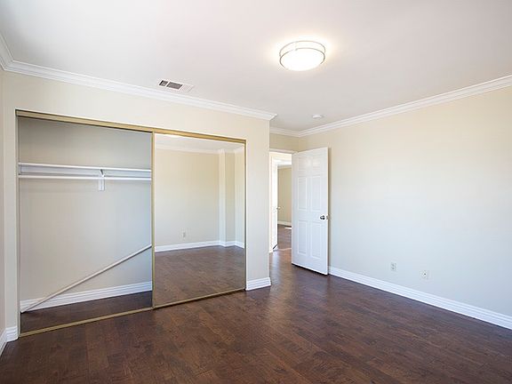 5th image of 6027 Fayette St