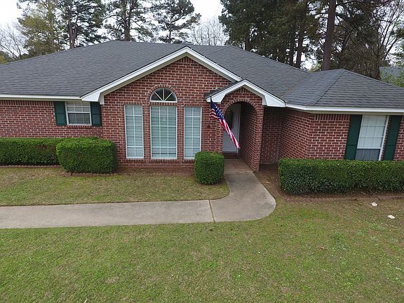 3rd image of 5805 Independence Cir