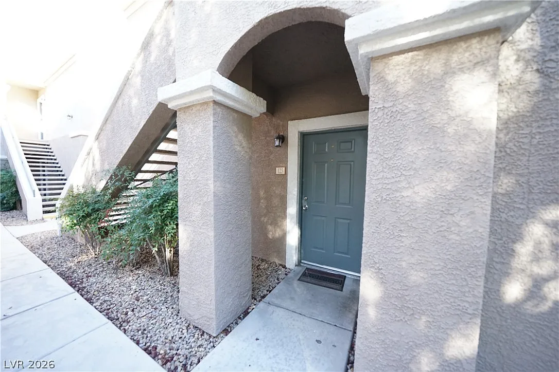2 bed, 2.0 bath, 1077 sqft, $1,440 — Photo 4