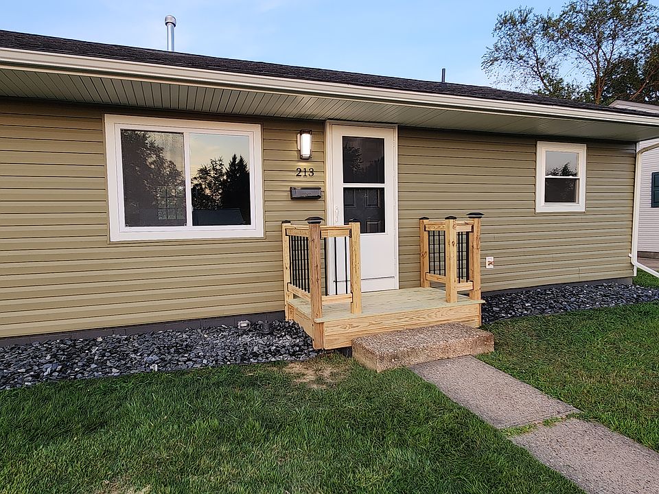 1st image of 213 Victoria Dr