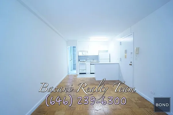 Rented by Bond New York | media 8