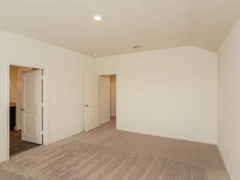 11914 Nucio Rdg — Photo 7