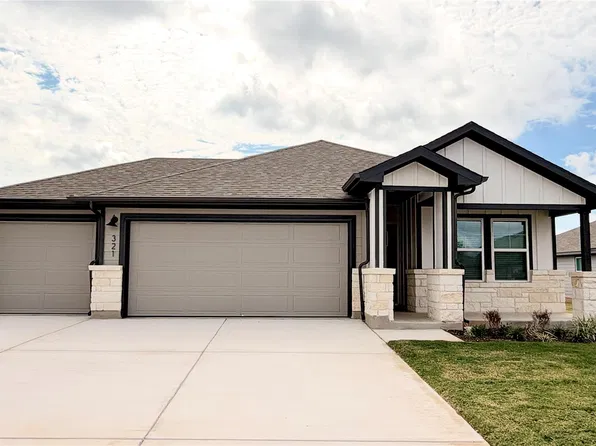 321 Wheel Horse Rd, Burnet, TX 78611