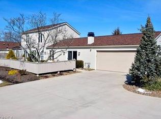4866 Red Pine Way, North Ridgeville, OH 44039