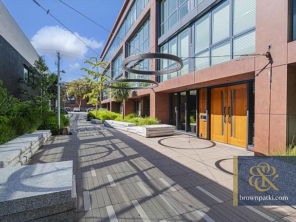 2nd image of 950 Tennessee St #121