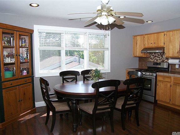 5th image of 8 Glen Way