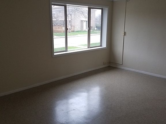 2nd image of 9317 S Stewart Ave