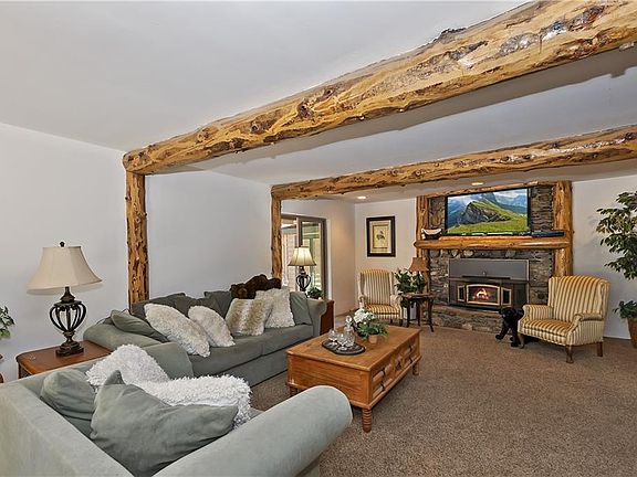 3rd image of 209 Shakespeare Ln