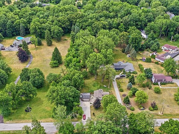 3rd image of 4021 Section Rd